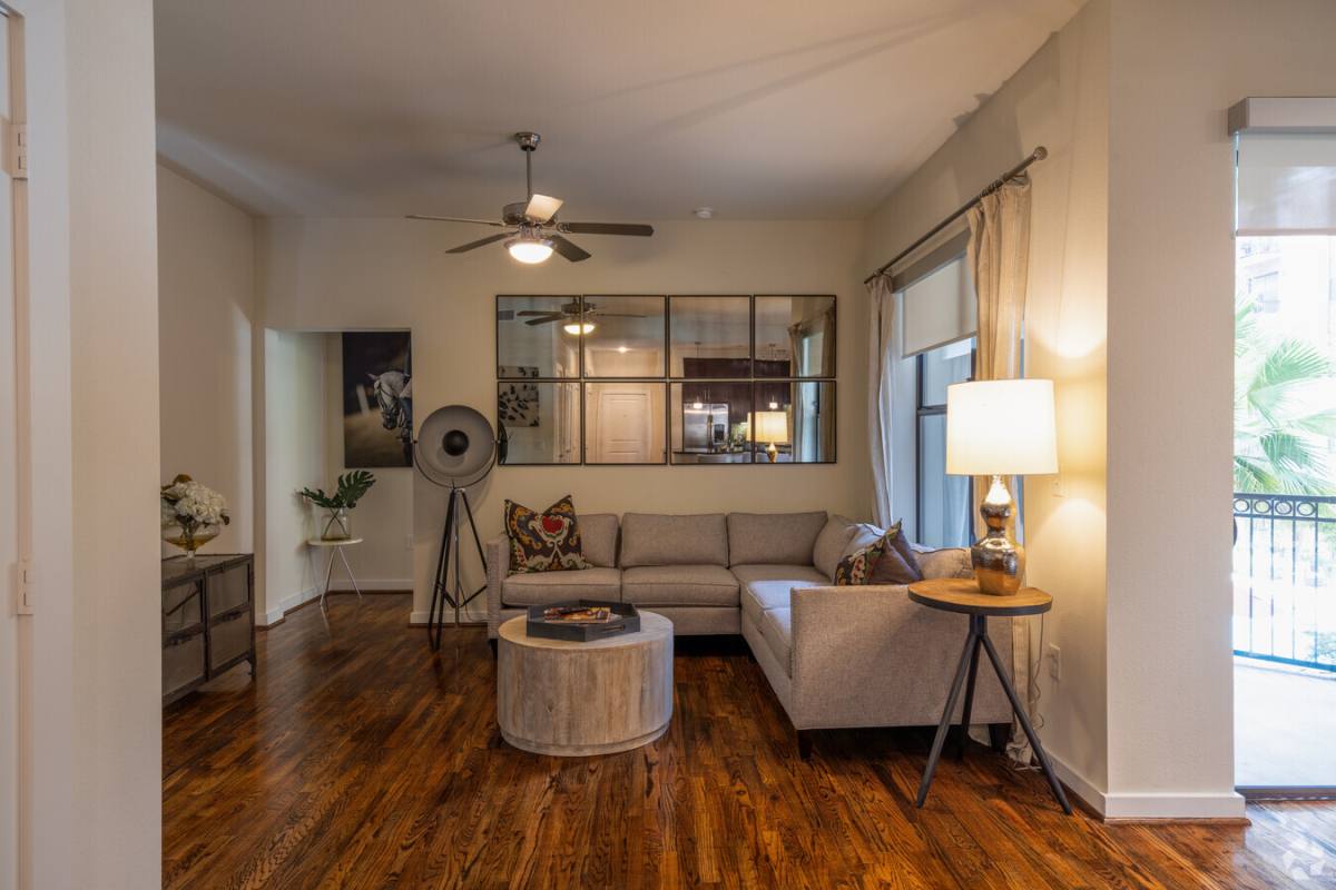 Apartment for rent at 500 Crawford St #5CF2, Houston, TX 77002