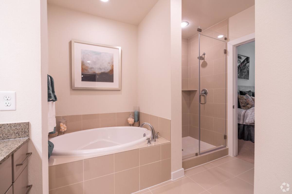Apartment for rent at 500 Crawford St #5CF2, Houston, TX 77002