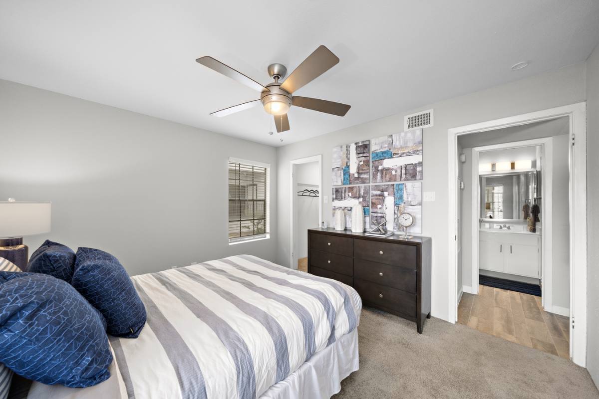 Apartment for rent at 2701 W Bellfort Ave #6TMC, Houston, TX 77054
