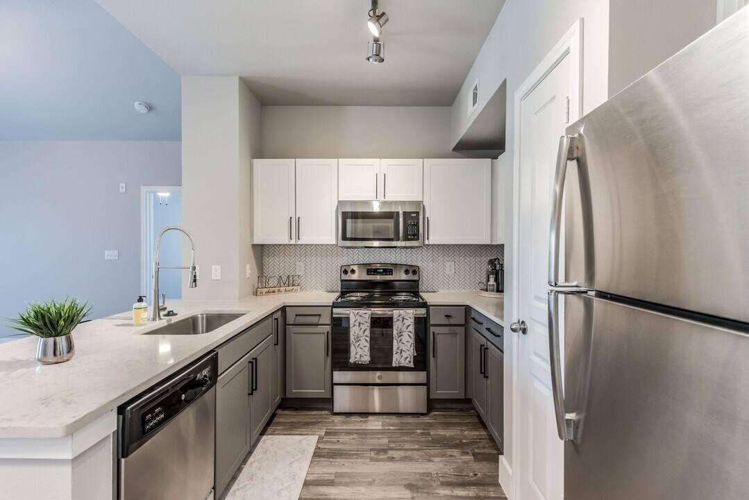 Apartment for rent at 10800 Clay Rd #AASB, Houston, TX 77041