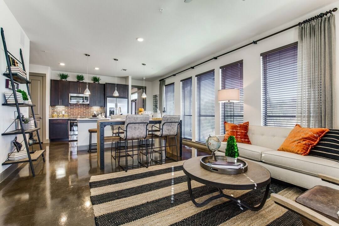 Apartment for rent at 525 Yale St #AAHH1, Houston, TX 77007