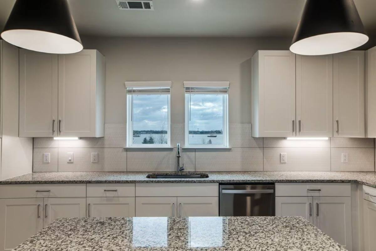 Apartment for rent at 2200 Beacon Circle #ABI, League City, TX 77573