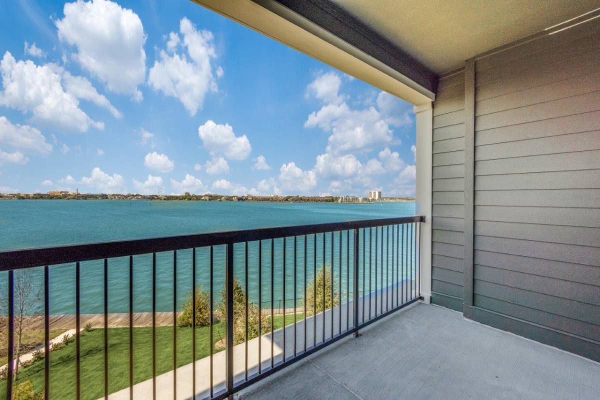 Apartment for rent at 2200 Beacon Circle #ABI, League City, TX 77573