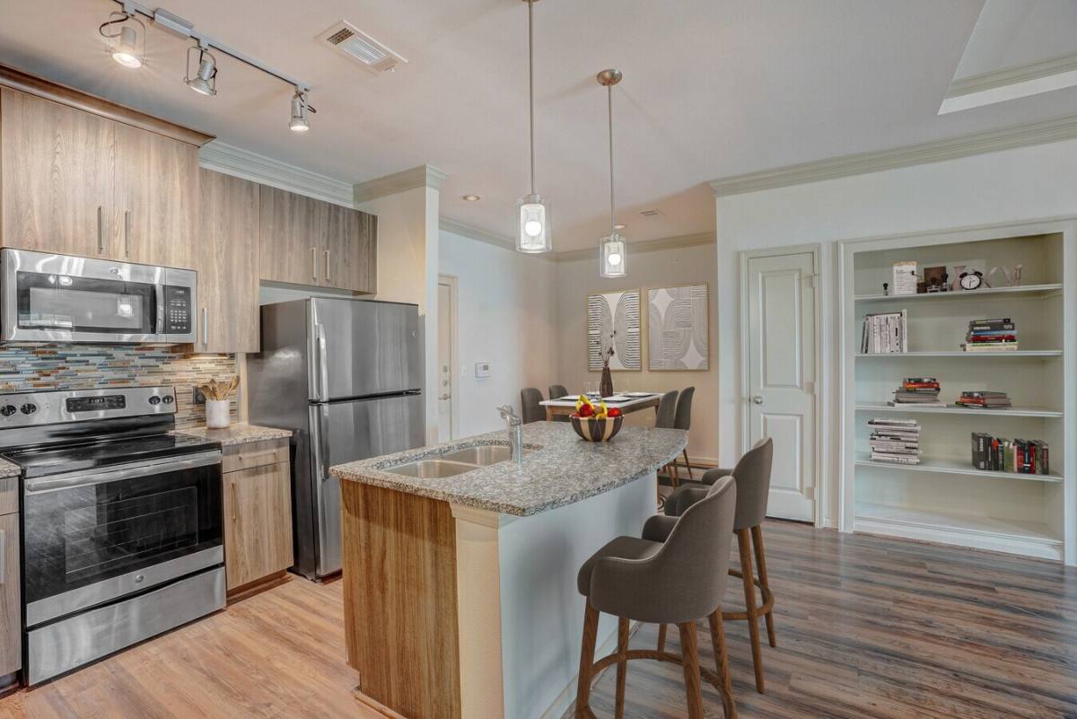 Apartment for rent at 17116 Harpers Trace #AAHP2, Conroe, TX 77385