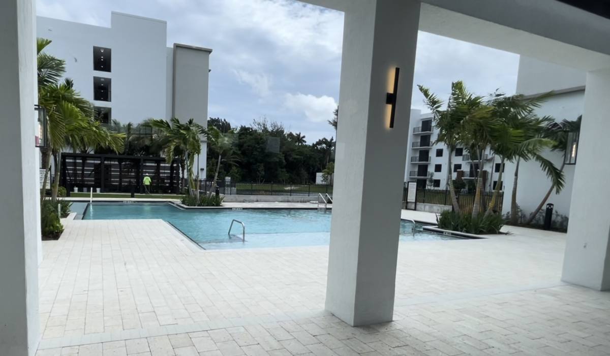 Apartment for rent at 15610 NW 2nd Ave #508, Miami, FL 33169