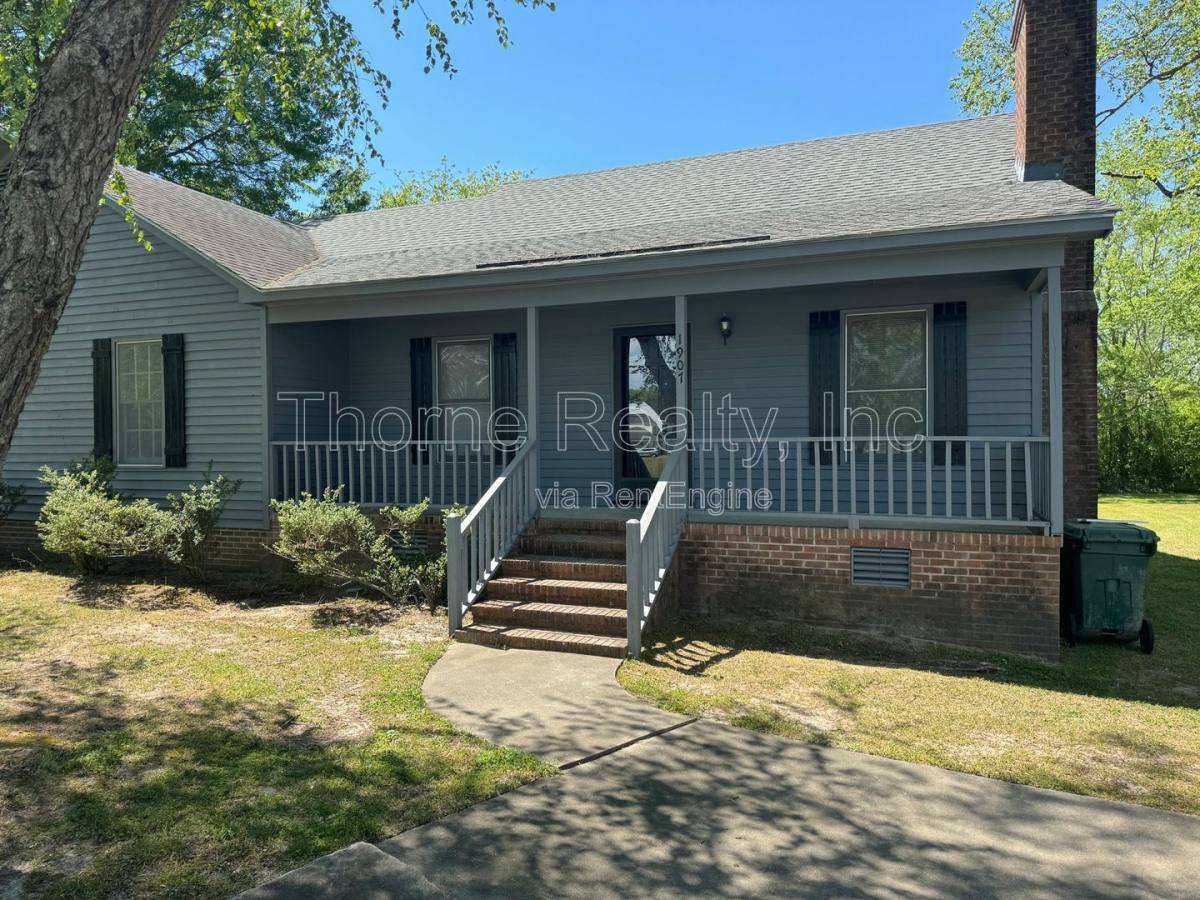 Townhouse for rent at 1907 Heritage Circle, Tarboro, NC 27886