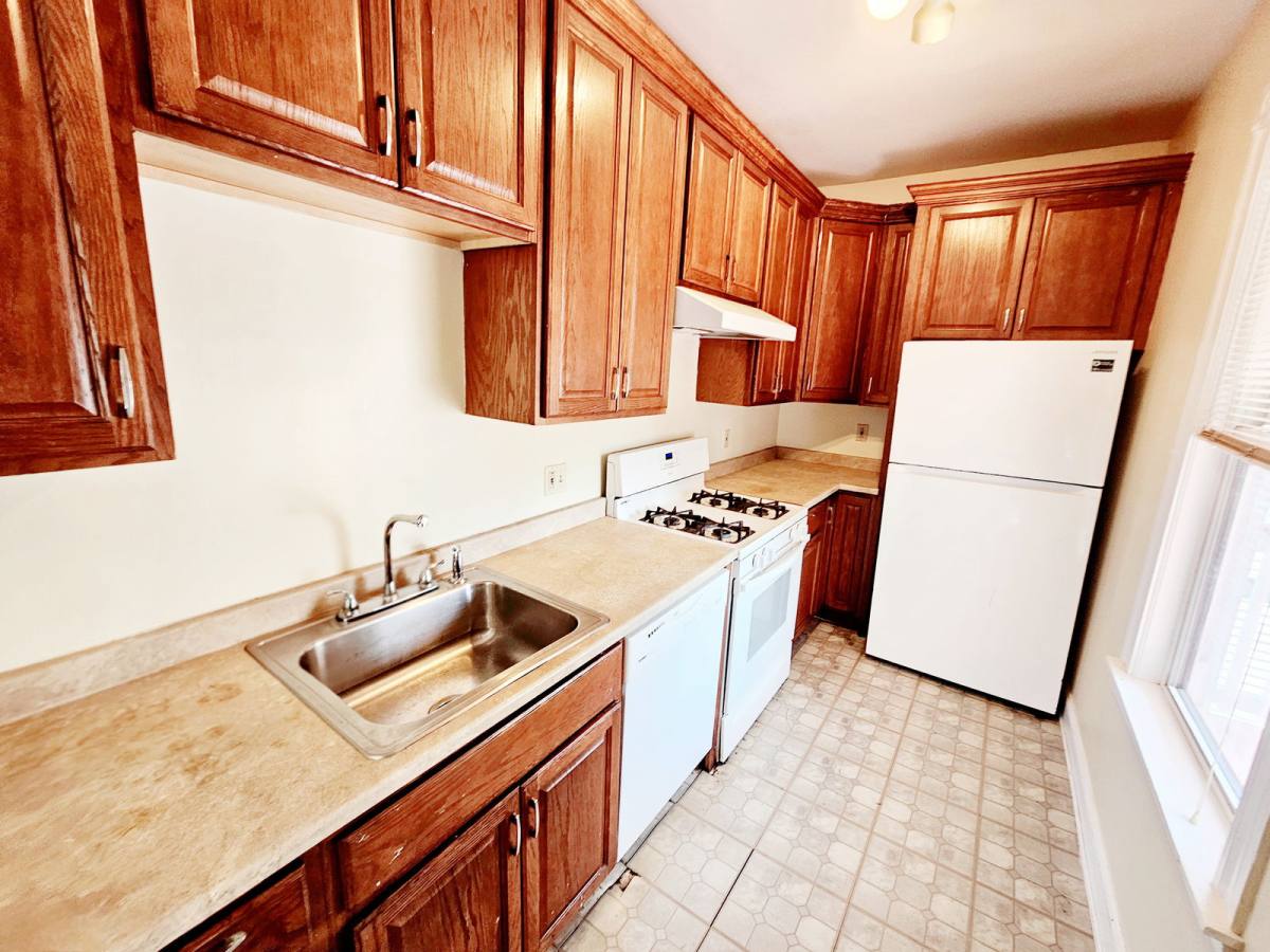 Apartment for rent at 243 Callender St #2, Dorchester Center, MA 02124