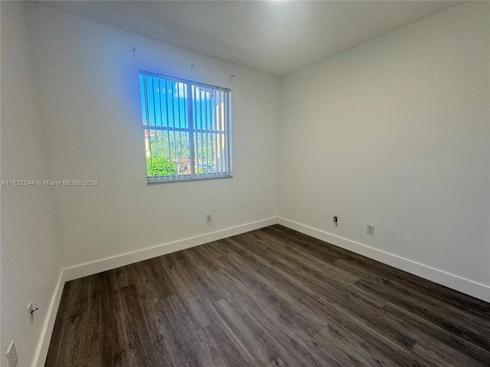 Townhouse for rent at 5004 S Harbor Isles Dr, Fort Lauderdale, FL 33312