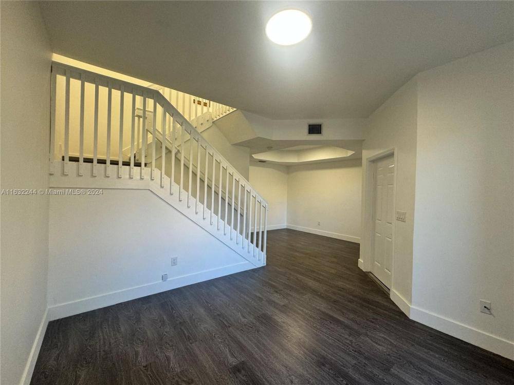 Townhouse for rent at 5004 S Harbor Isles Dr, Fort Lauderdale, FL 33312