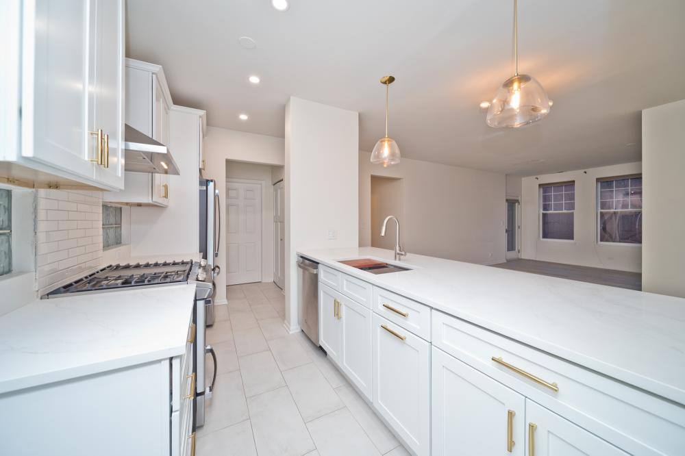 Apartment for rent at 301 W Goethe #103, Chicago, IL 60610