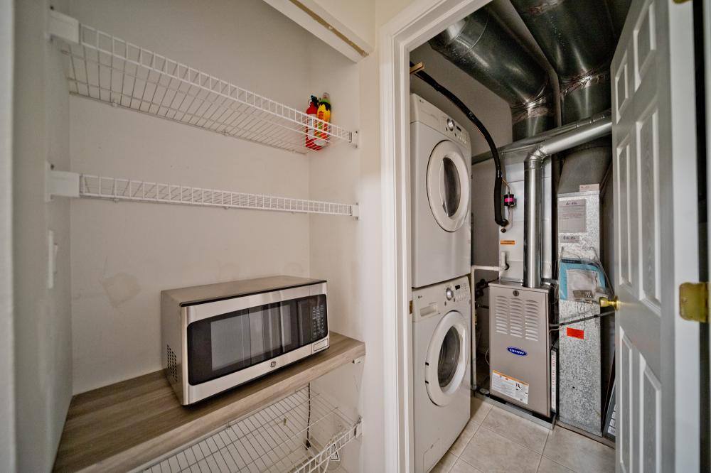 Apartment for rent at 301 W Goethe #103, Chicago, IL 60610