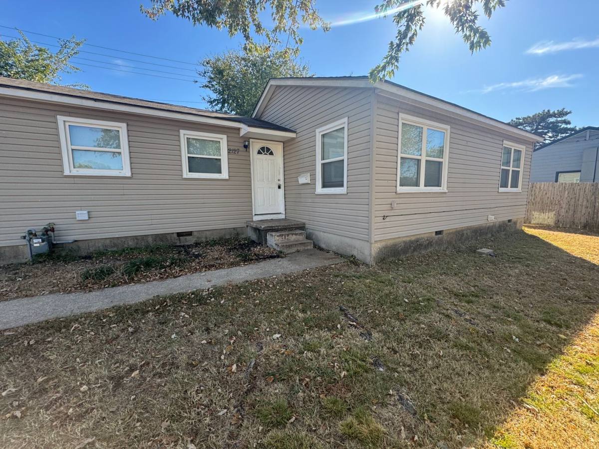 House for rent at 2127 S Oswego Place, Tulsa, OK 74114