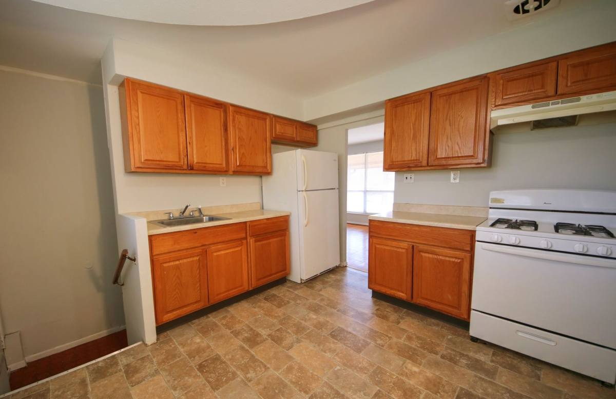 House for rent at 105 Clearview Dr, Florissant, MO 63033