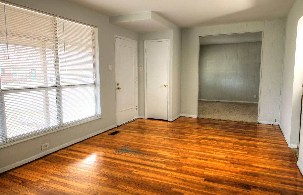 House for rent at 105 Clearview Dr, Florissant, MO 63033
