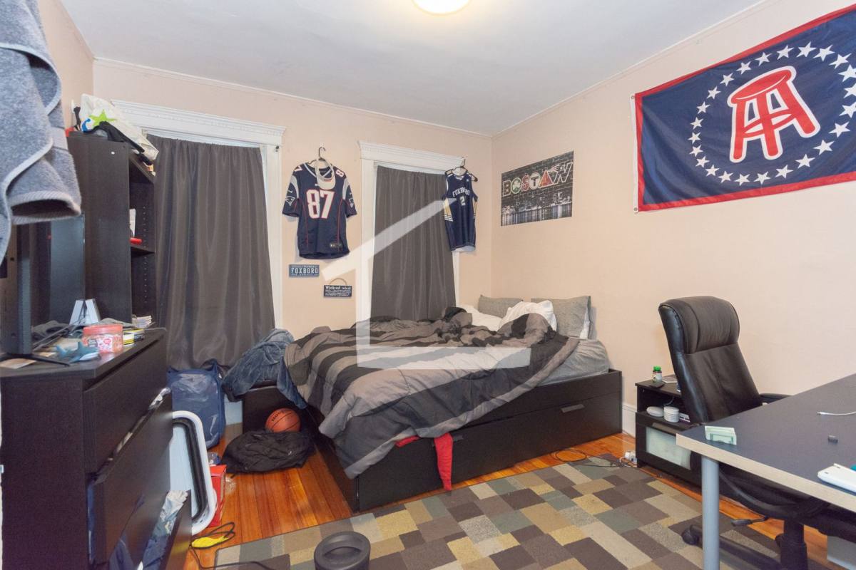 Apartment for rent at 31 Chester St #4U, Allston, MA 02134