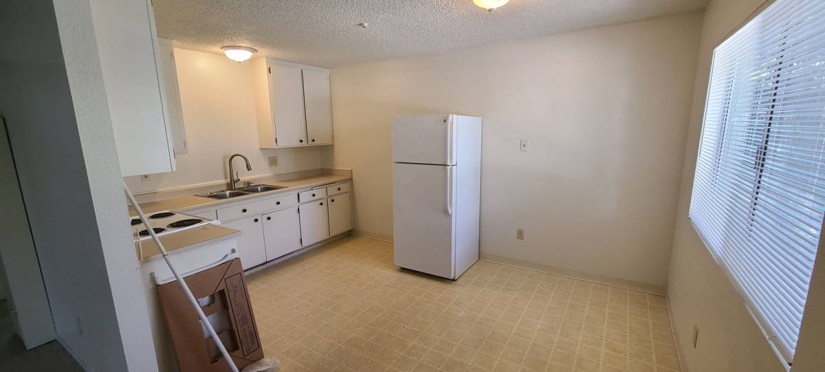 Apartment for rent at 1135 Slater St, Santa Rosa, CA 95404