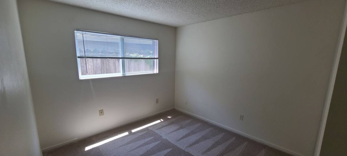 Apartment for rent at 1135 Slater St, Santa Rosa, CA 95404