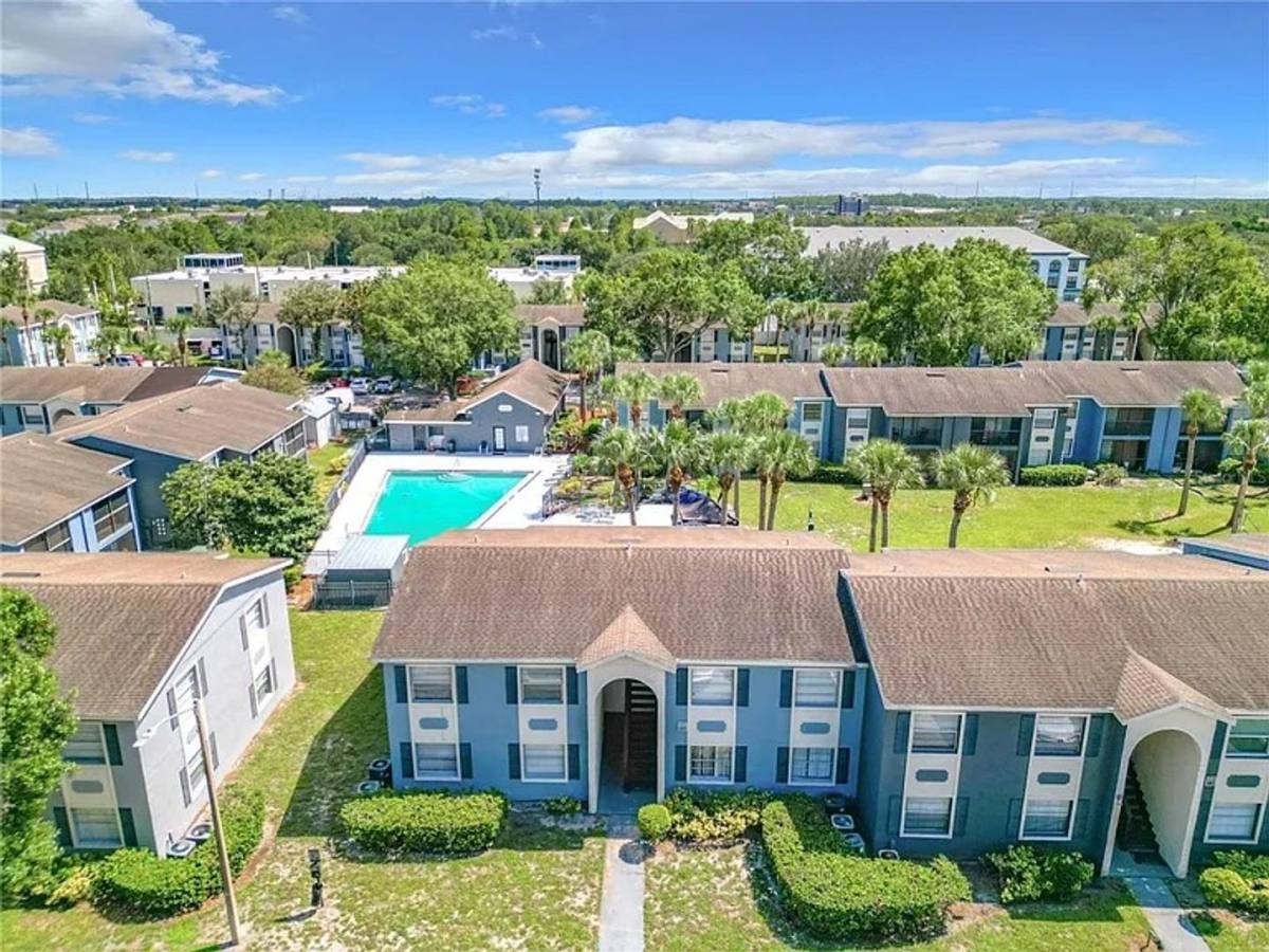 Condo for rent at 2549 N Alafaya Trail #95, Orlando, FL 32826