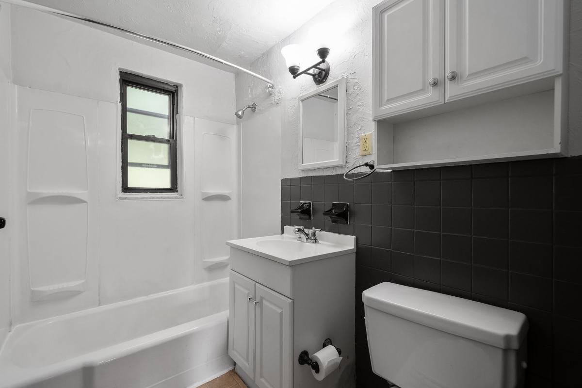 Apartment for rent at 10601 - 10615 Lindberg Ave, Pittsburgh, PA 15235