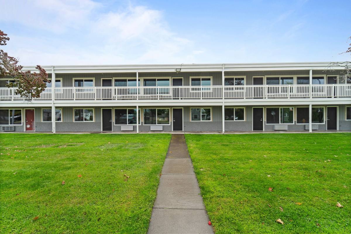 Apartment for rent at 220 N College Ave, College Place, WA 99324