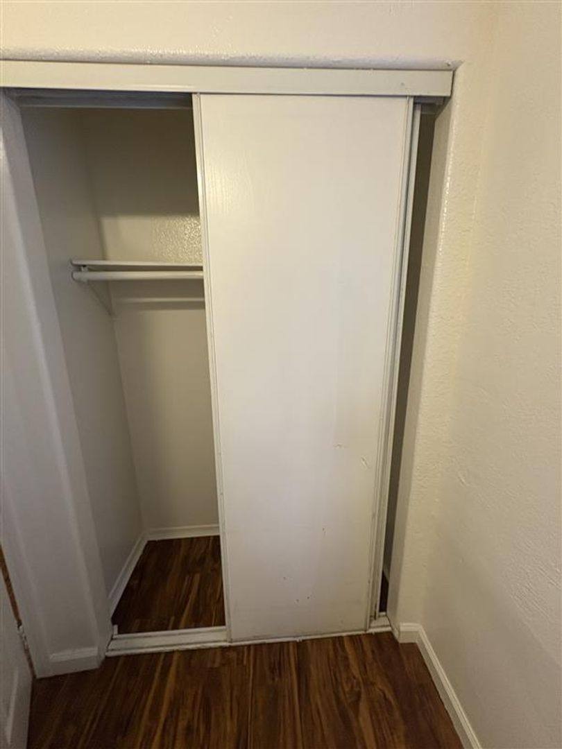 1033 Hoffman Ave, Long Beach, CA 90813 - Apartment For Rent - Image 8