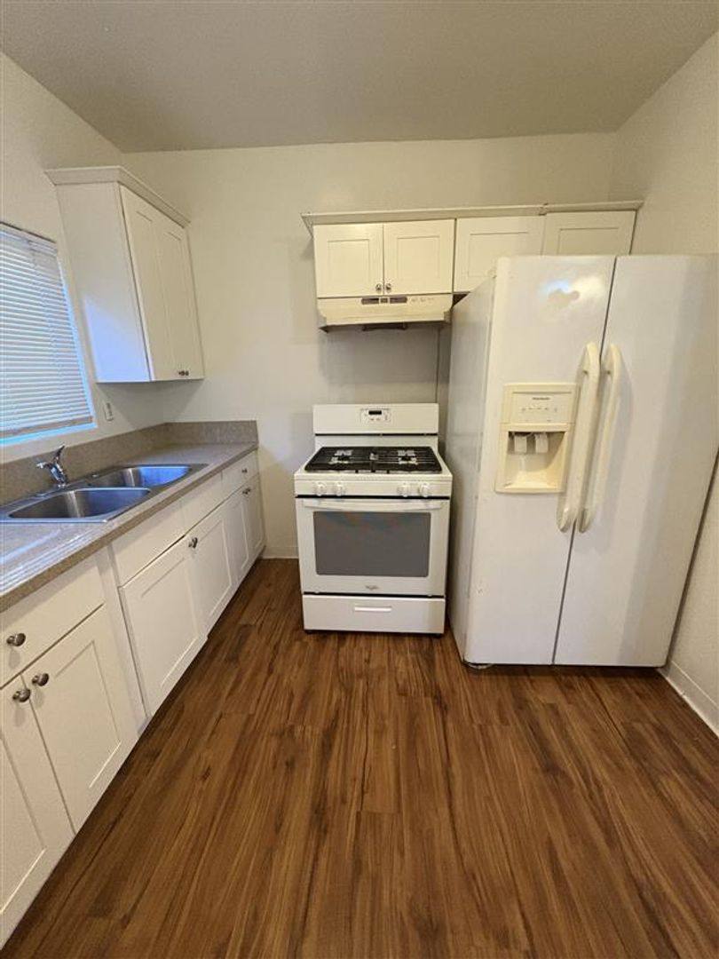 1033 Hoffman Ave, Long Beach, CA 90813 - Apartment For Rent - Image 9