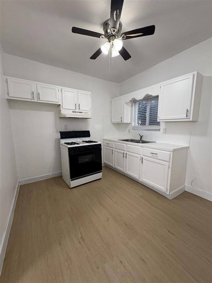 1033 Hoffman Ave, Long Beach, CA 90813 - Apartment For Rent - Image 5