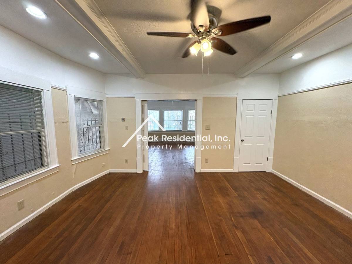 Apartment for rent at 704 20th St, Sacramento, CA 95811