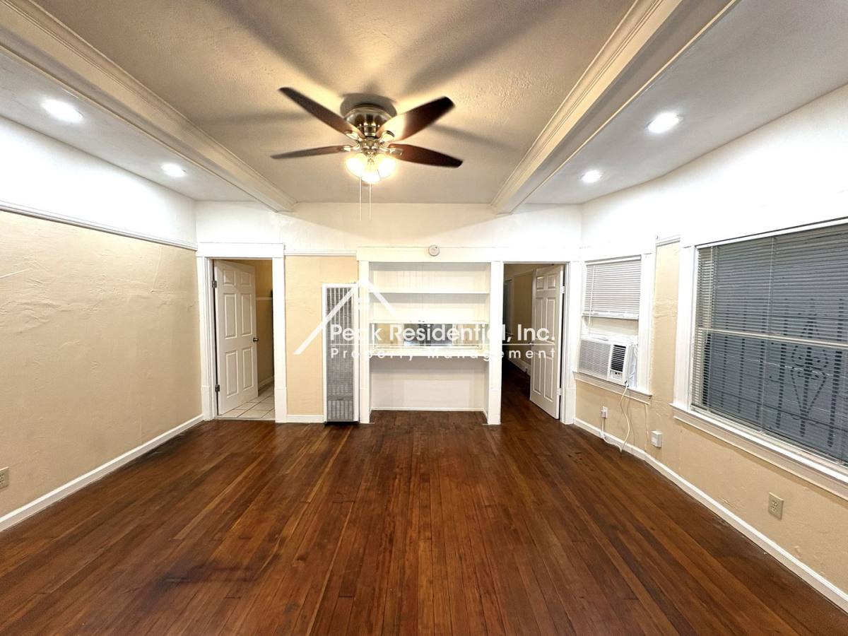 Apartment for rent at 704 20th St, Sacramento, CA 95811