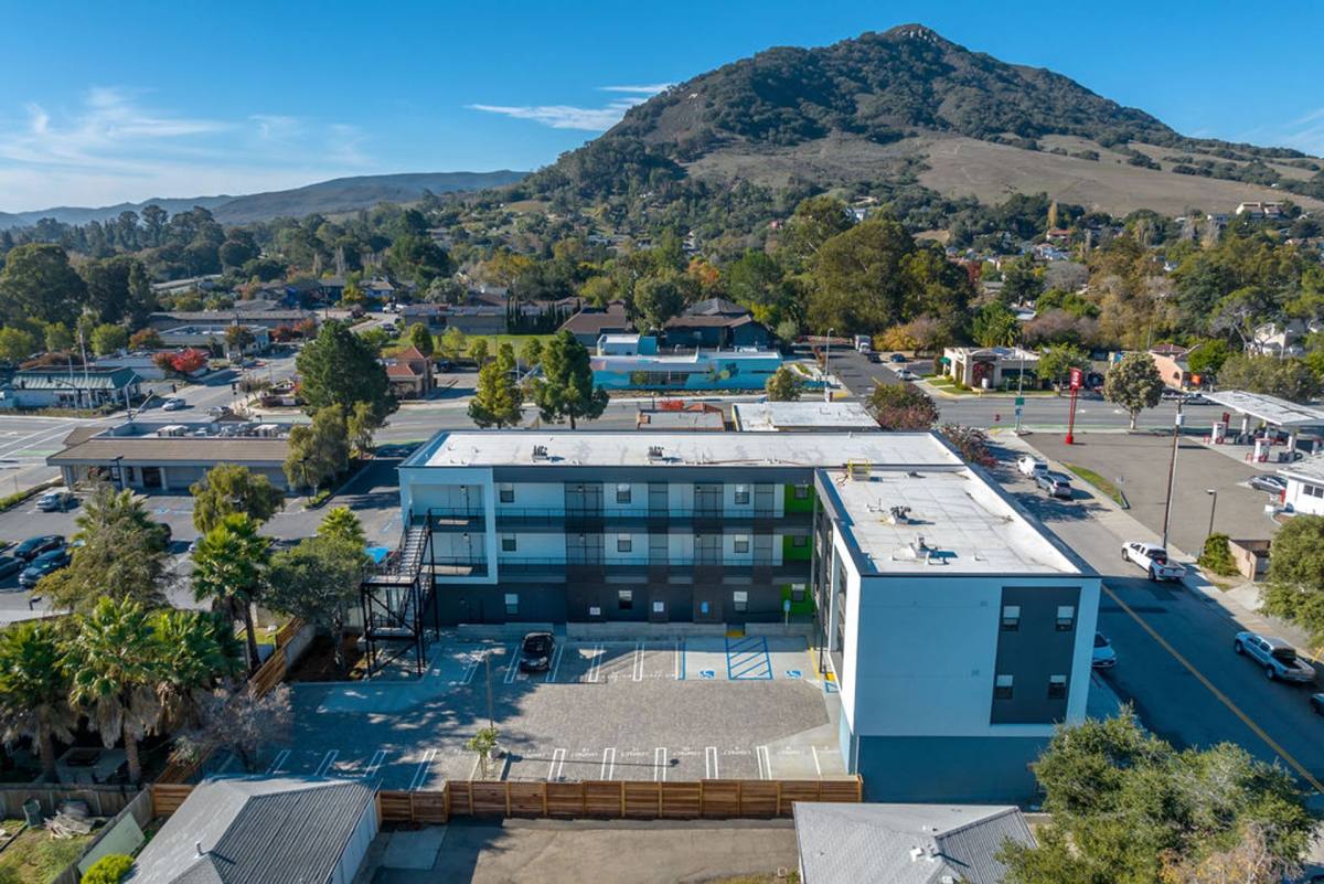 Apartment for rent at 1121 Montalban St, San Luis Obispo, CA 93405