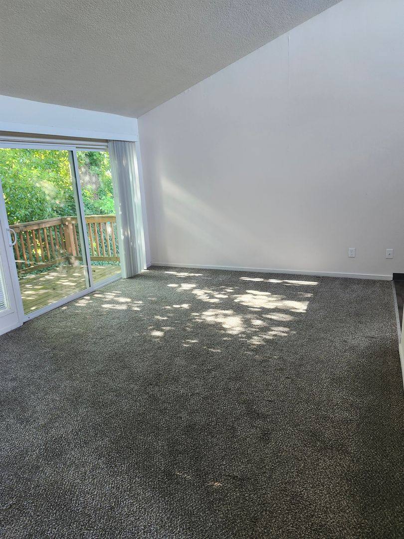 Apartment for rent at 8600 SW Scholls Ferry Rd, Beaverton, OR 97008