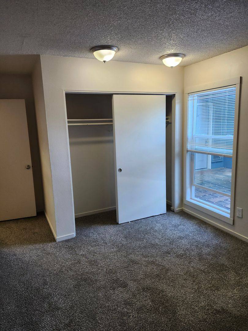 Apartment for rent at 8600 SW Scholls Ferry Rd, Beaverton, OR 97008