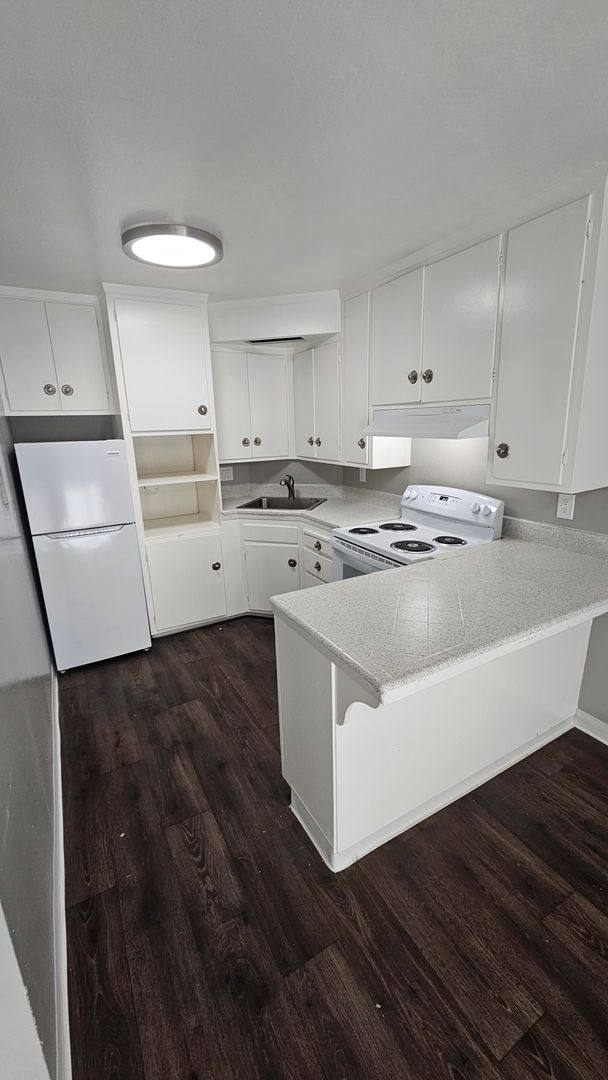 Apartment for rent at 2228 Royale Rd, Sacramento, CA 95815