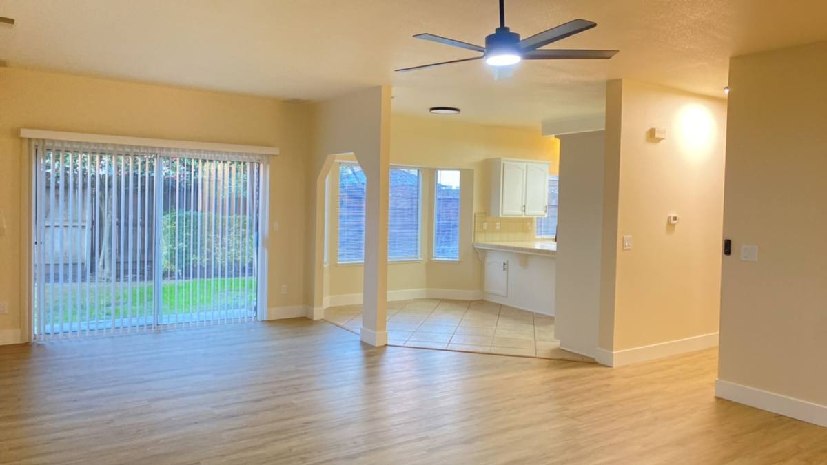 House for rent at 1001 Whispering Pines Dr, Turlock, CA 95382