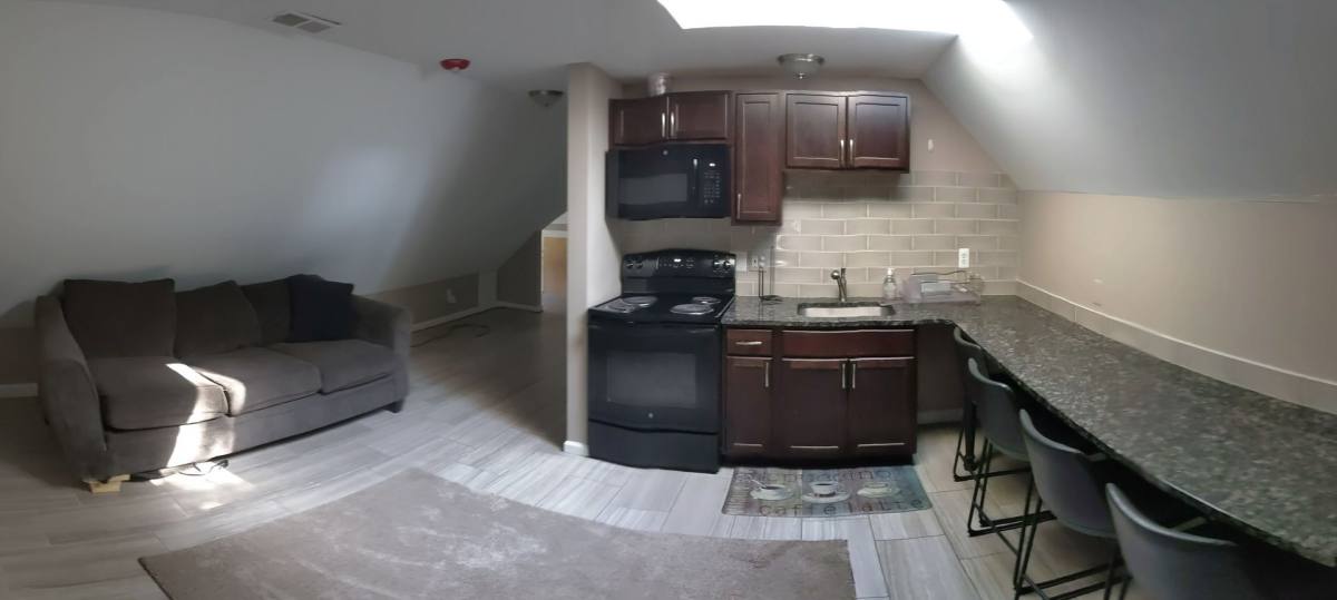 Apartment for rent at 1335 Hill St, Ann Arbor, MI 48104