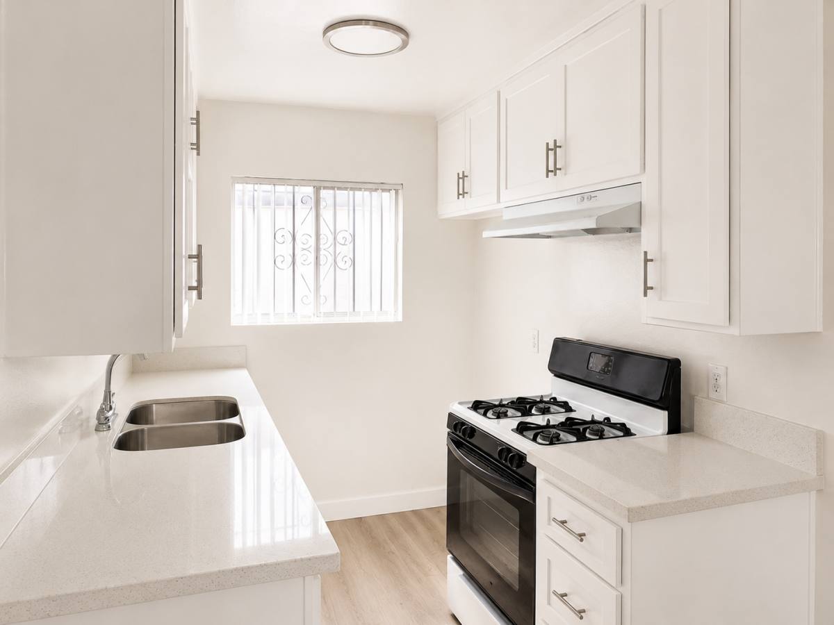 821 Glenway Dr, Inglewood, CA 90302 - Apartment for Rent - Image 8