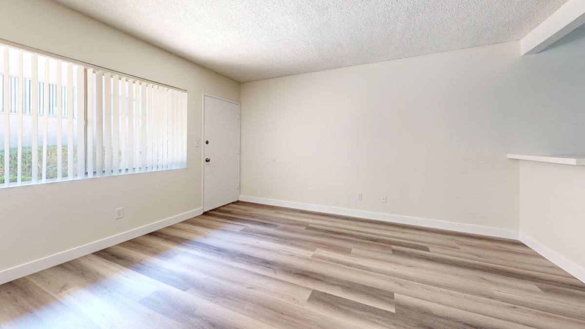 Apartment for rent at 821 Glenway Dr, Inglewood, CA 90302