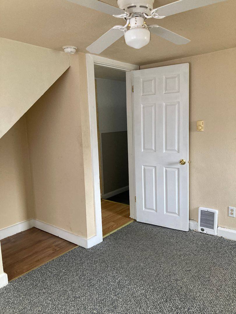 Apartment for rent at 706 E Jackson, Muncie, IN 47305
