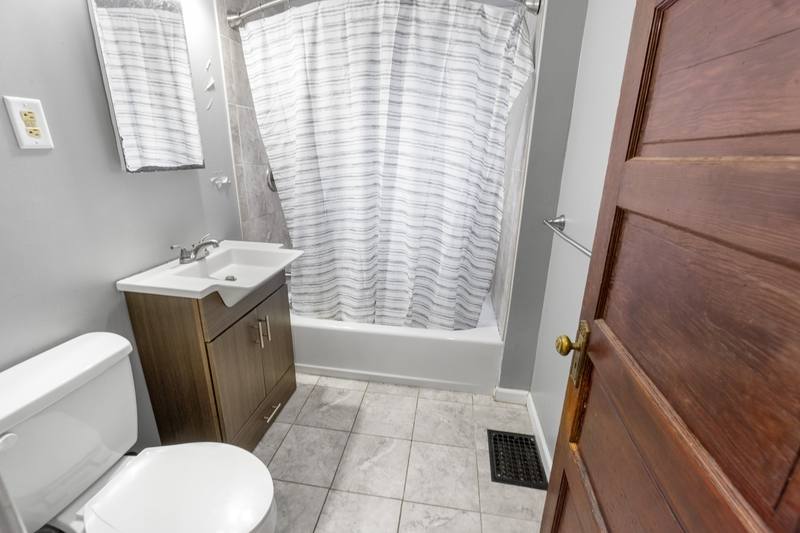 Apartment for rent at 247 Roosevelt Ave #1, Syracuse, NY 13210