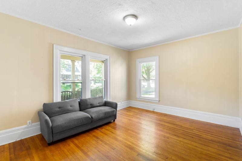 Apartment for rent at 247 Roosevelt Ave #1, Syracuse, NY 13210
