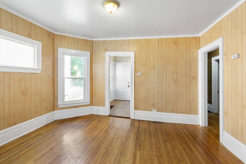 Apartment for rent at 247 Roosevelt Ave #1, Syracuse, NY 13210