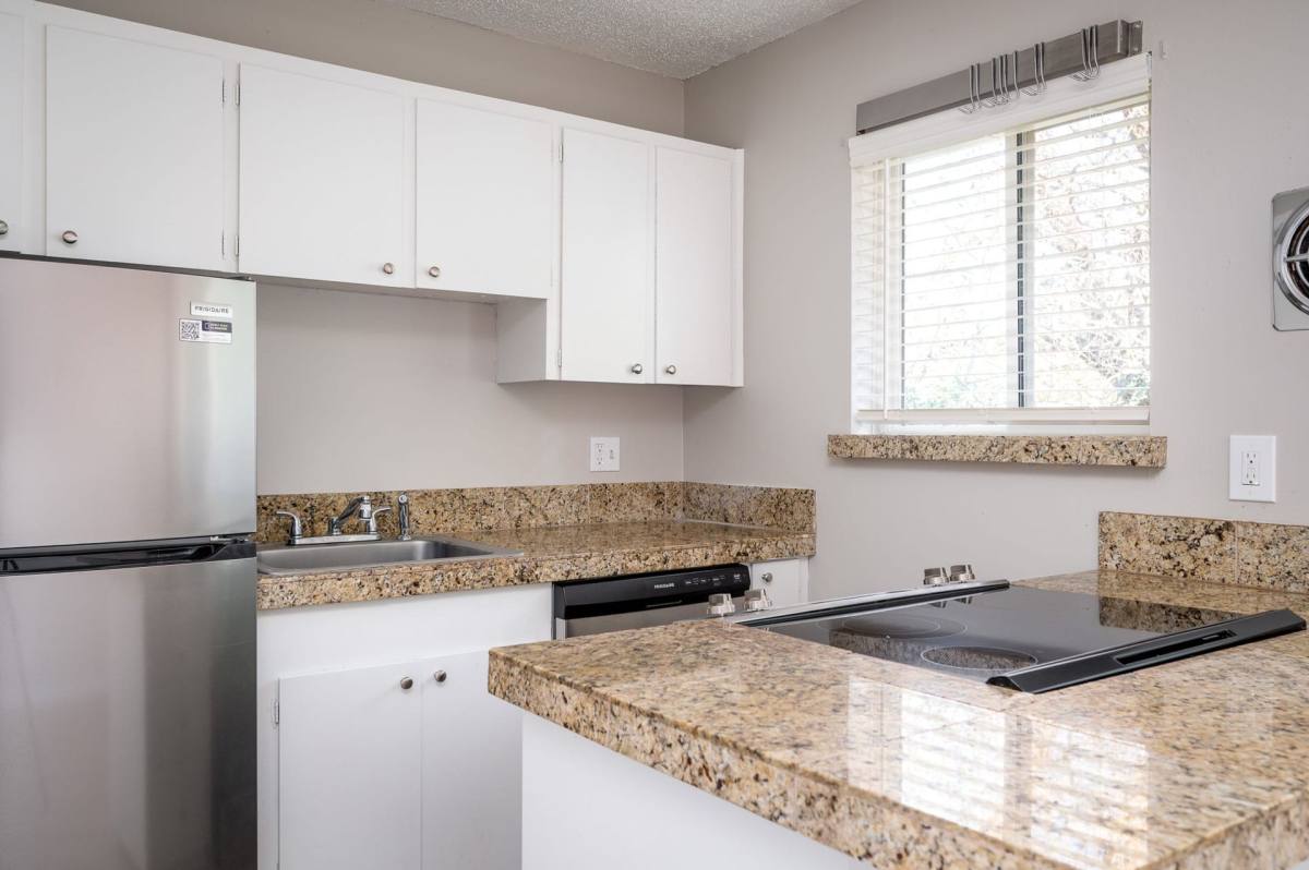 Apartment for rent at 9550 SW Washington Dr, Portland, OR 97223