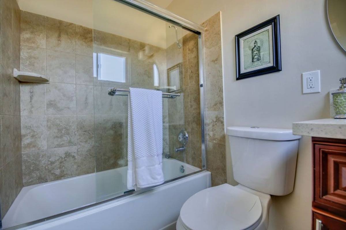 Apartment for rent at 175 E St, Chula Vista, CA 91910