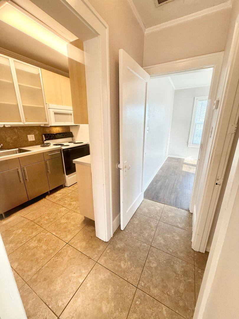 Apartment for rent at 520 S Fannin Ave, Tyler, TX 75702