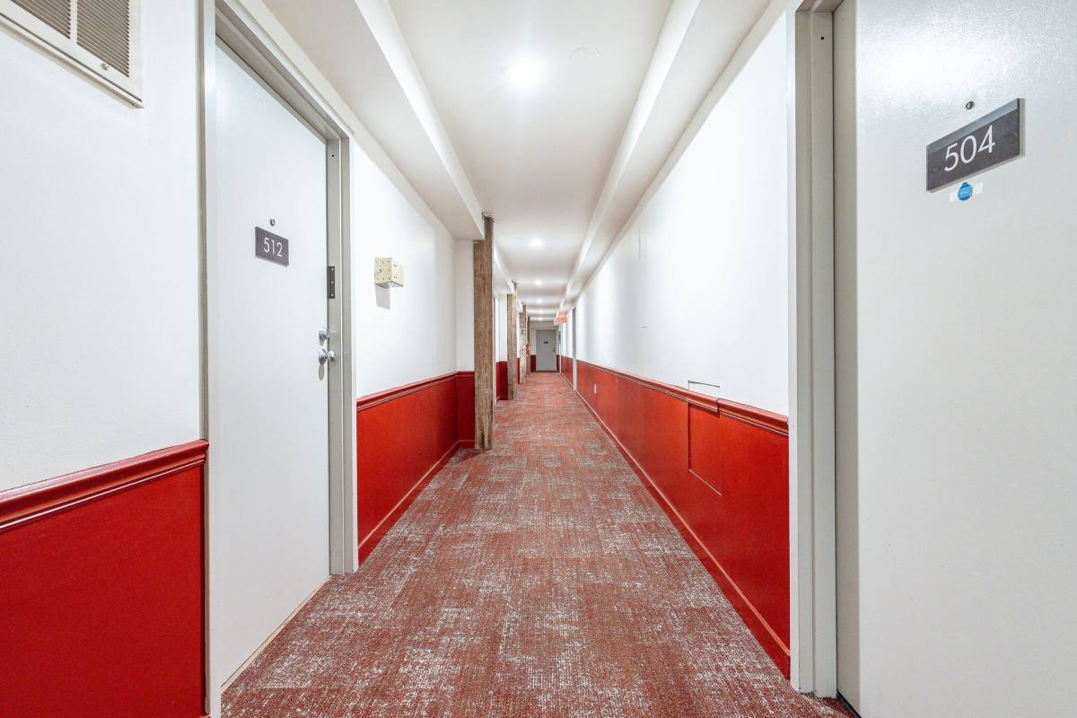 Apartment for rent at 303 Vine St, Philadelphia, PA 19106