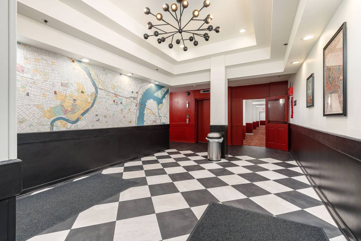 Apartment for rent at 303 Vine St, Philadelphia, PA 19106
