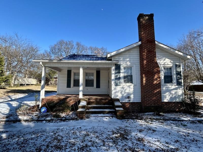 House for rent at 935 Old Charlotte Rd, Concord, NC 28027