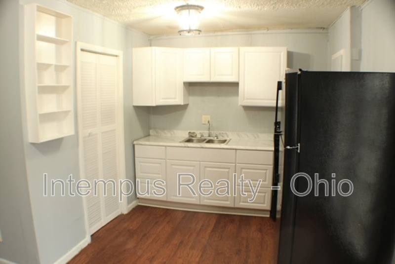 House for rent at 967 Duxberry Ave, Columbus, OH 43211