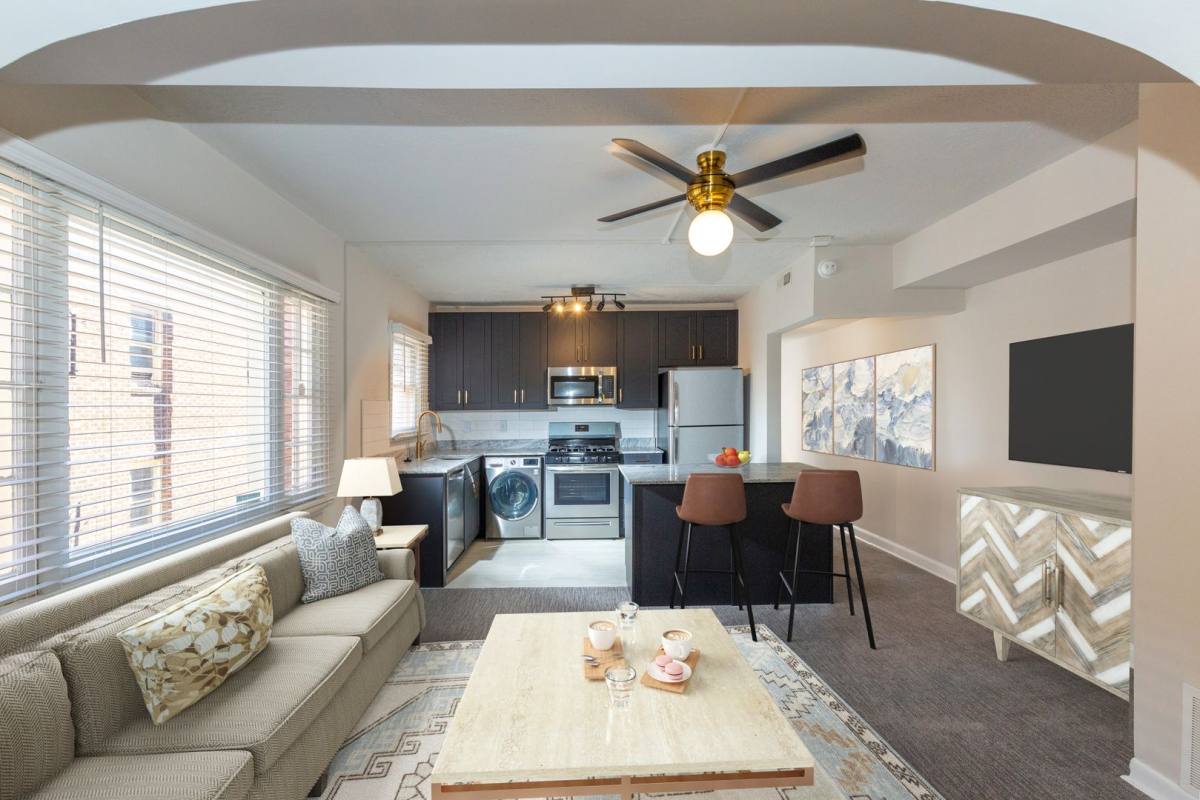 Apartment for rent at 225 S 400 E, Salt Lake City, UT 84111