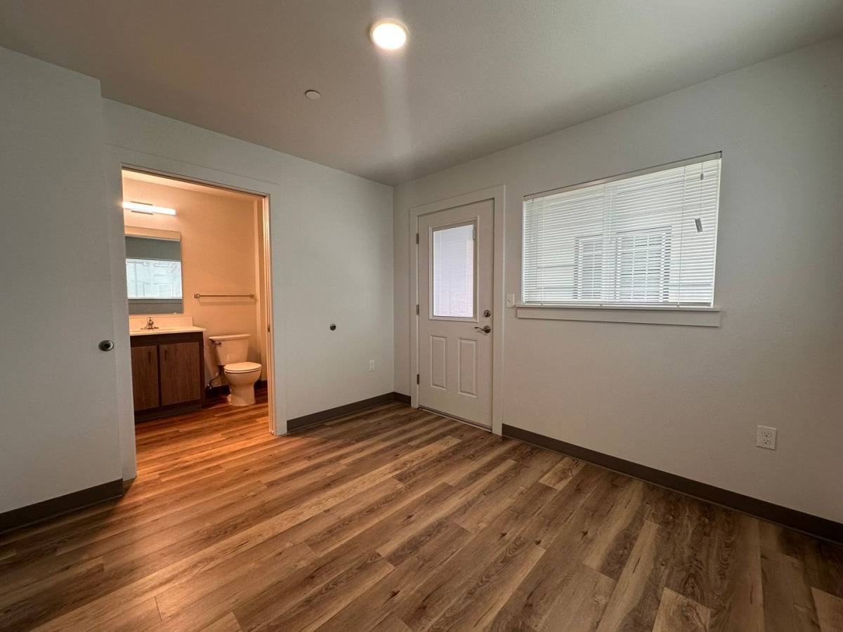 Apartment for rent at 1866 5th St, Springfield, OR 97477